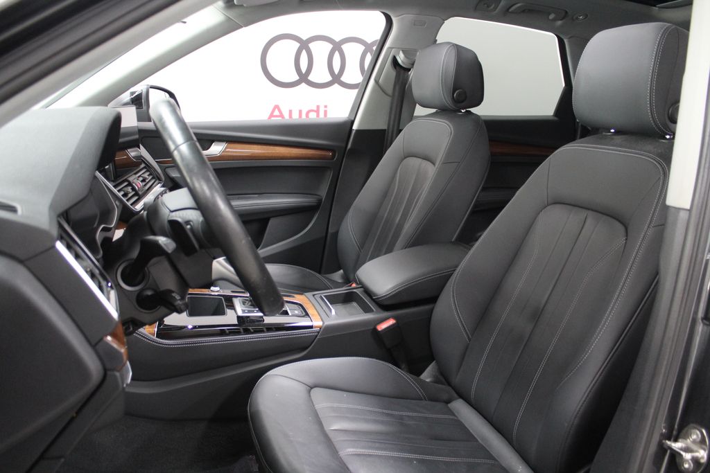 Thumbnail: 2022 Audi Q5 - 12