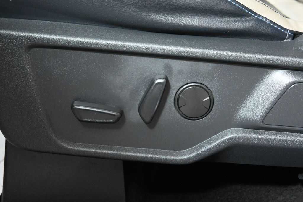 Thumbnail: 2024 Ford Bronco - 32