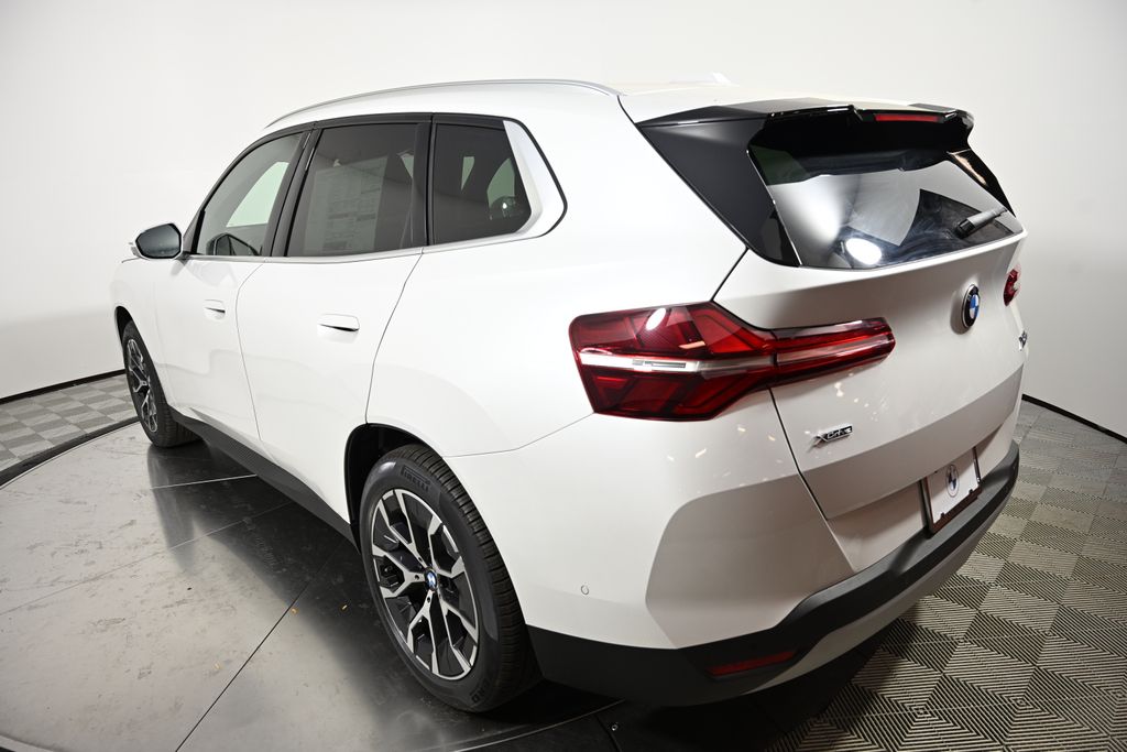 Thumbnail: 2025 BMW X3 - 3