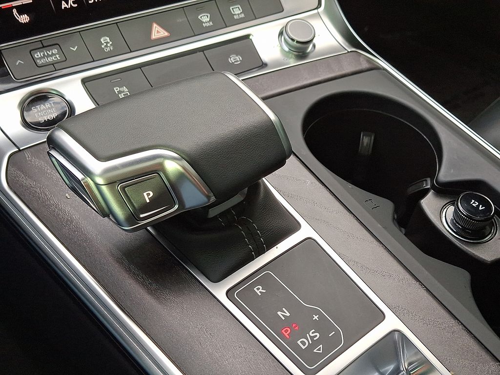 Thumbnail: 2025 Audi A6 - 15