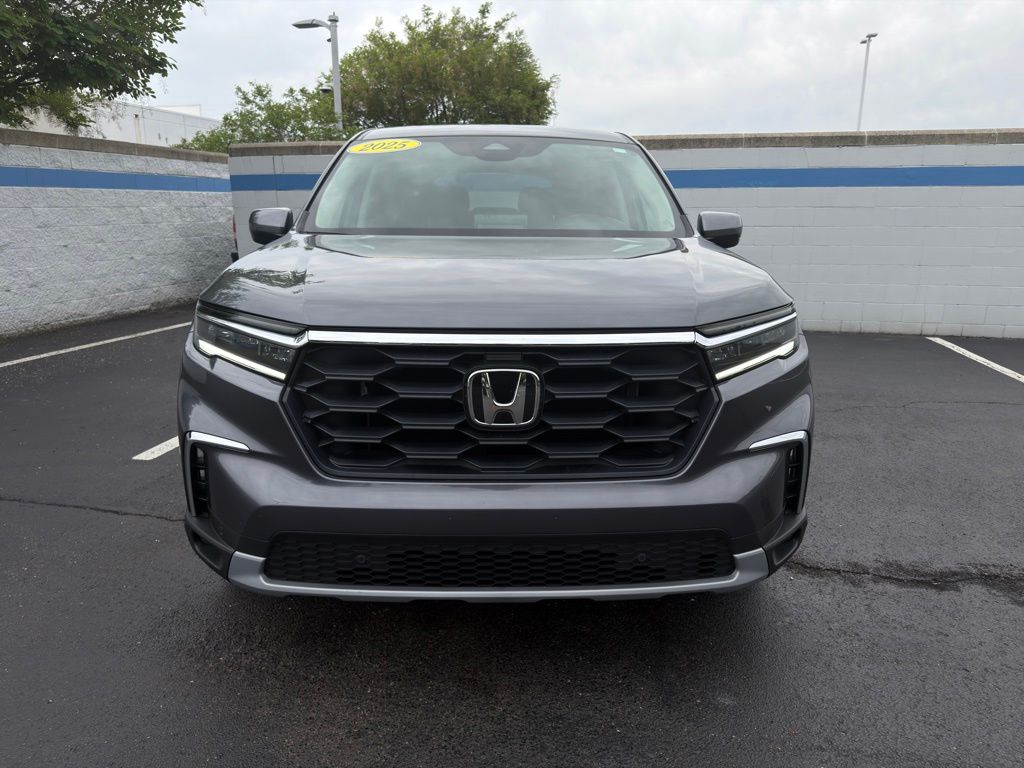 Thumbnail: 2025 Honda Pilot - 8