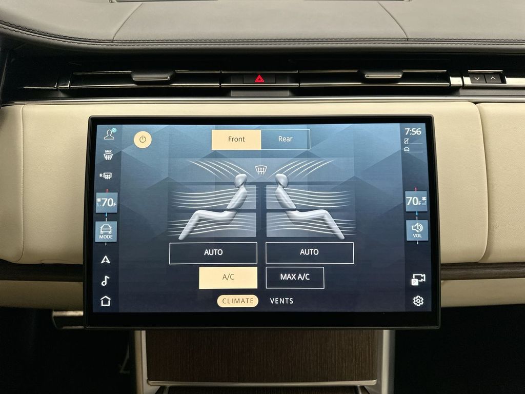 Thumbnail: 2024 Land Rover Range Rover - 25