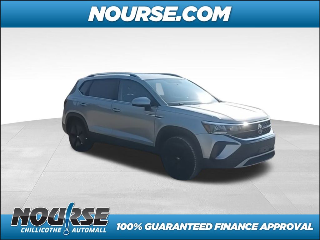 2022 Volkswagen Taos 1.5T SE photo