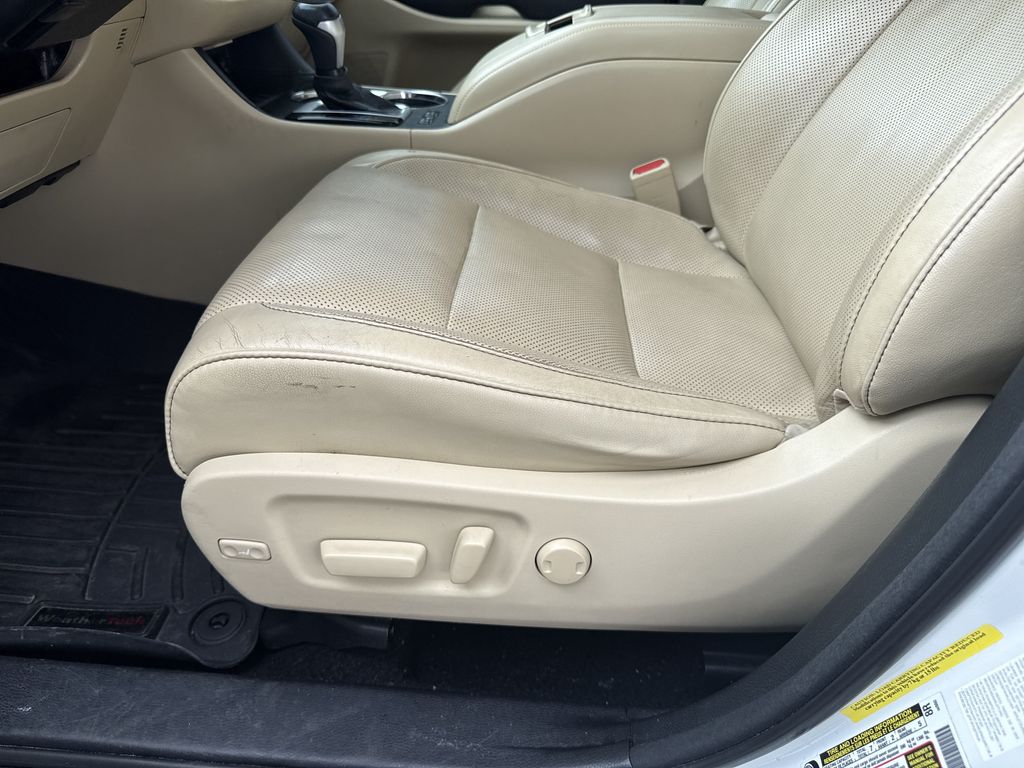 2018 Toyota Highlander Limited White at Big Star Chrysler Jeep Dodge Ram 