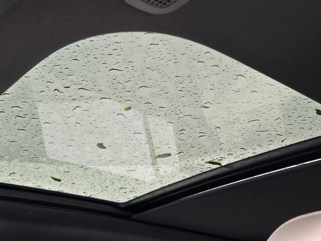 new 2025 Jeep Grand Cherokee car, priced at $41,585