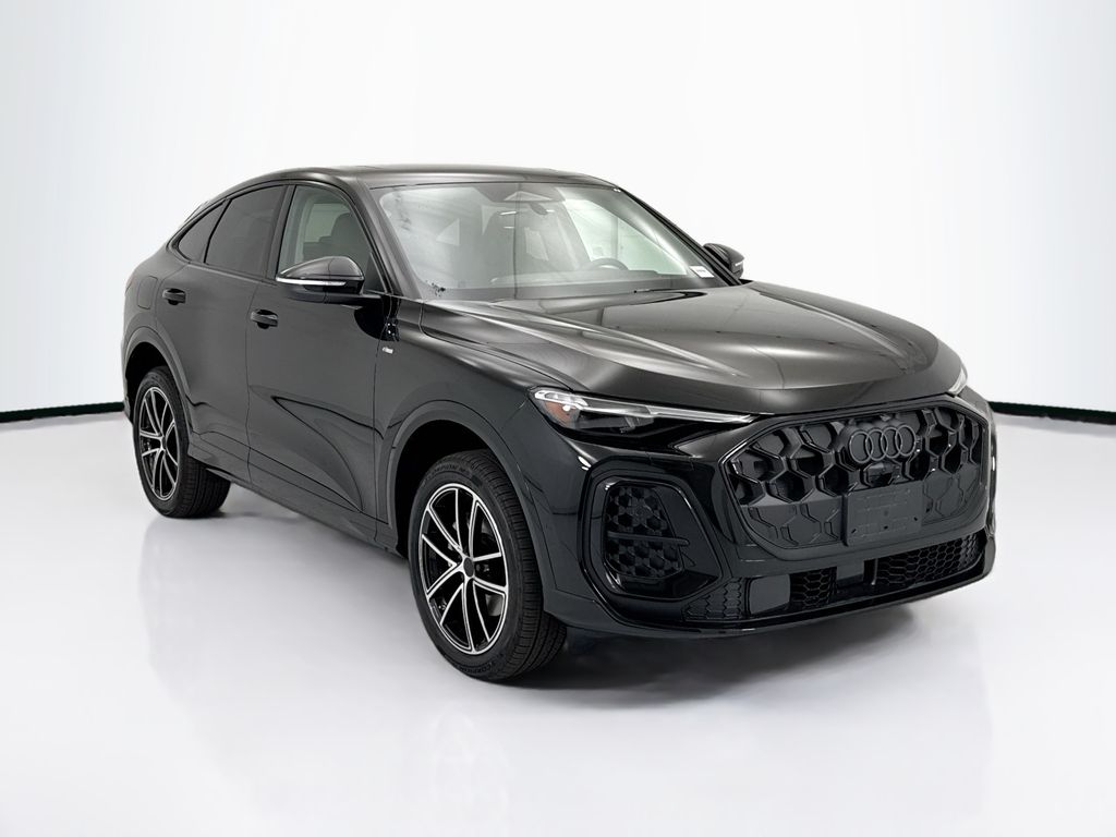 Thumbnail: 2026 Audi Q5 - 3