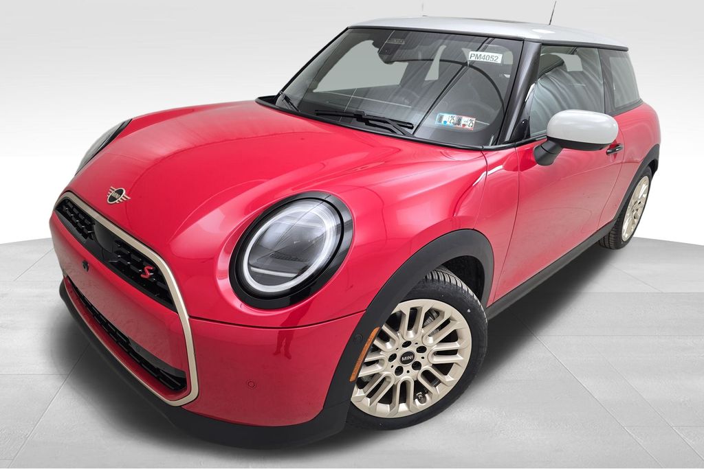 2025 MINI Hardtop 2 Door S's photo