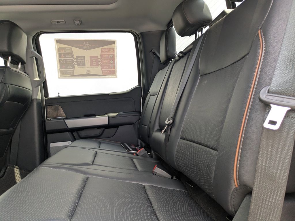 2025 Ford F-250 Black Widow