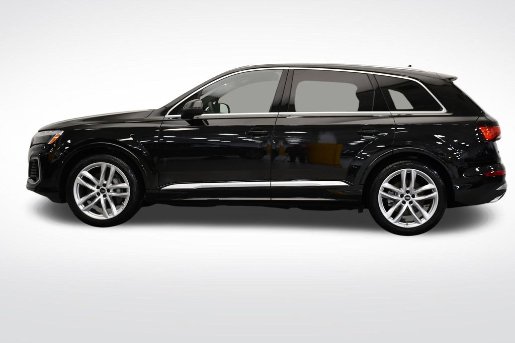 Thumbnail: 2025 Audi Q7 - 2