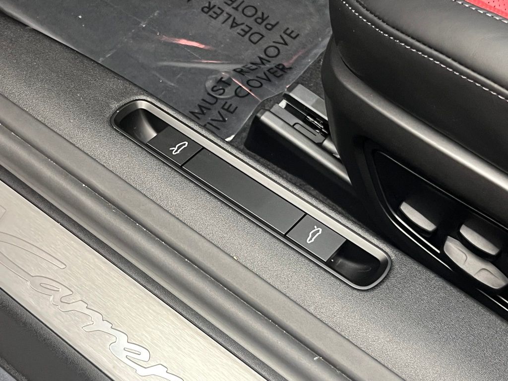 Thumbnail: 2026 Porsche 911 - 27