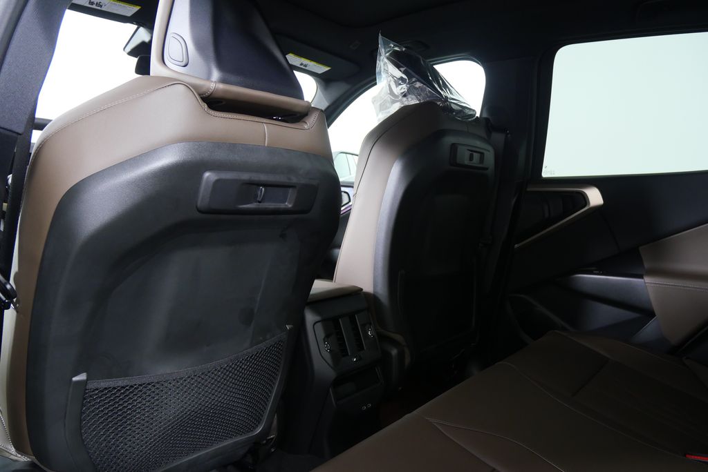 2025 BMW X3 3.0i 16