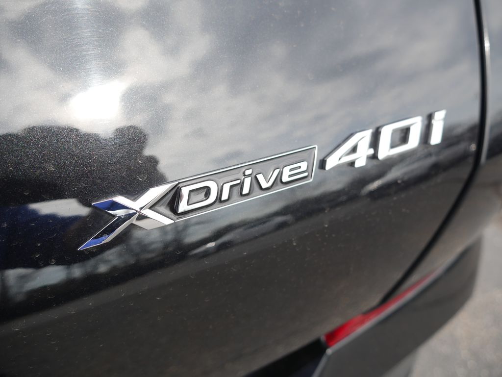 Thumbnail: 2023 BMW X6 - 10