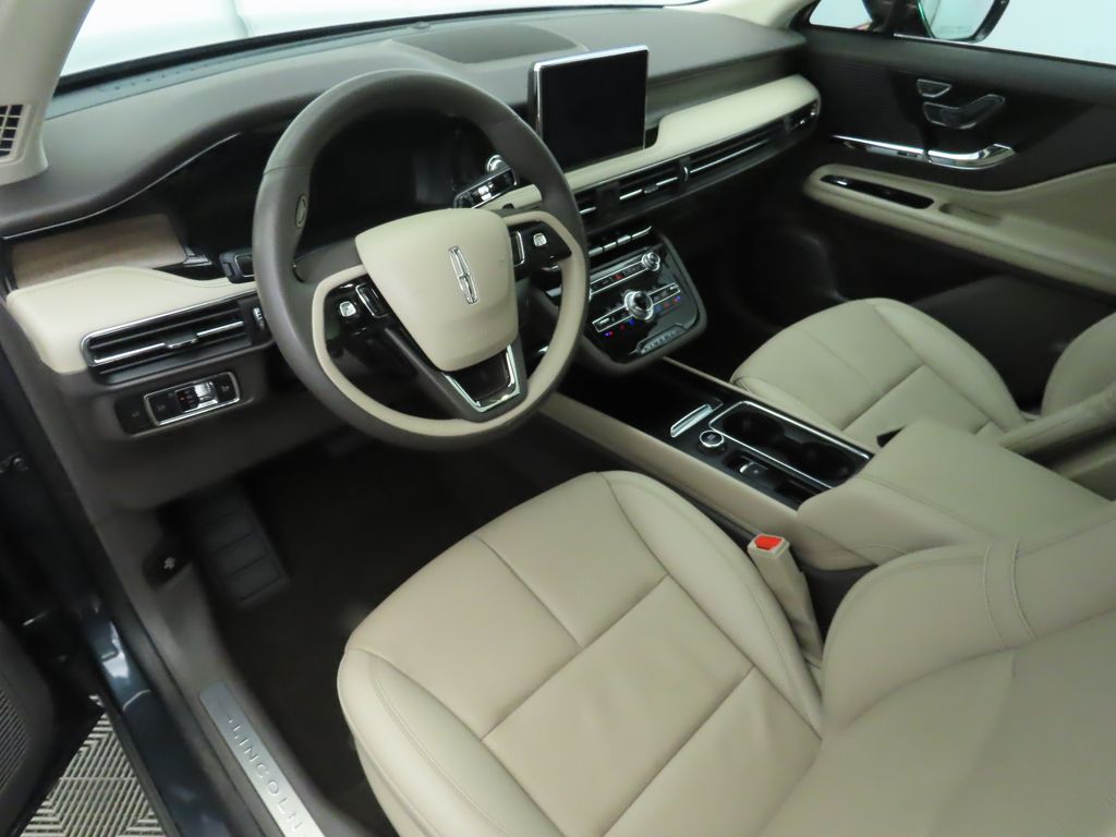 2022 Lincoln Corsair Reserve 9
