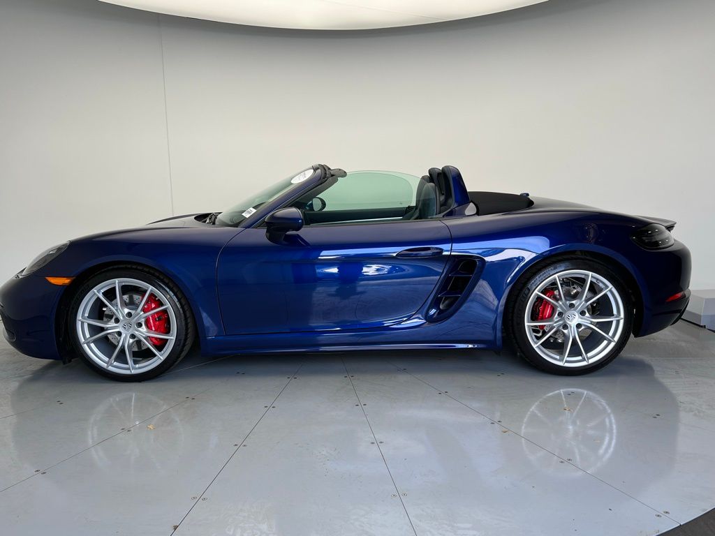 2024 Porsche 718 Boxster S 3