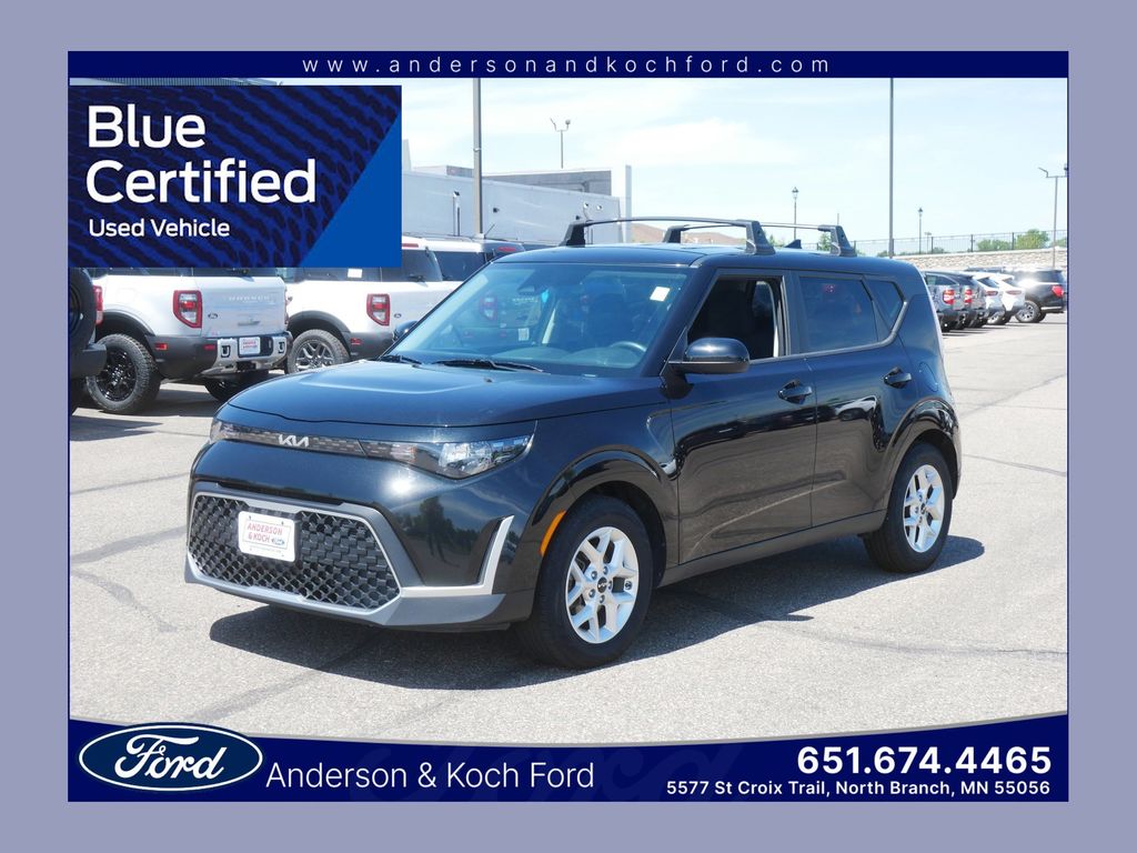 Fusion Black 2023 Kia Soul SUV / Crossover Front-Wheel Drive Continuously Variable Transmission