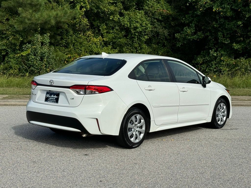 2022 Toyota Corolla LE 11