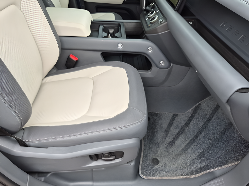 Used Car 2024 Land Rover Defender 110  X-dynamic Se For Sale Under $70,000 In Austin, Texas