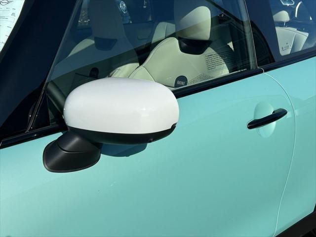 Thumbnail: 2026 MINI Cooper - 9