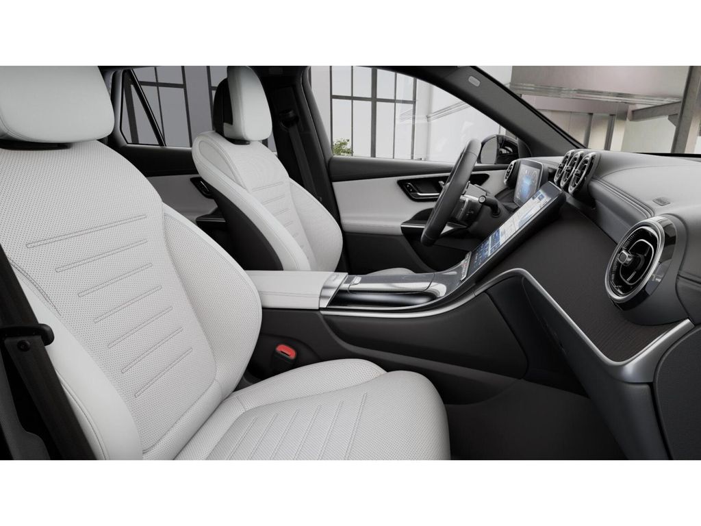 Thumbnail: 2026 Mercedes-Benz GLC - 4