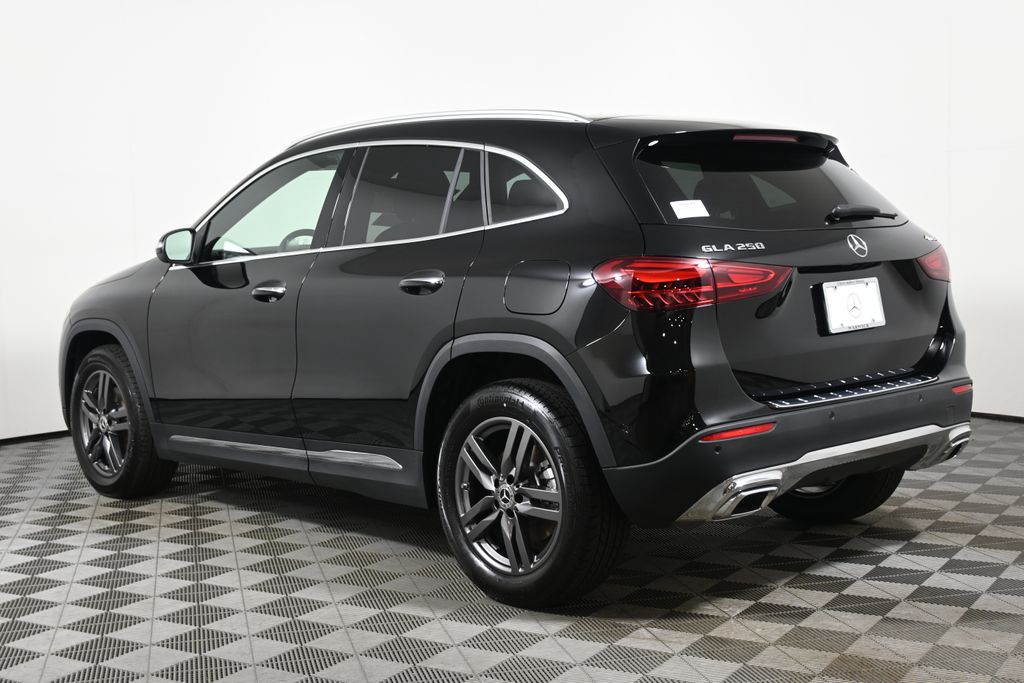 Thumbnail: 2025 Mercedes-Benz GLA - 5