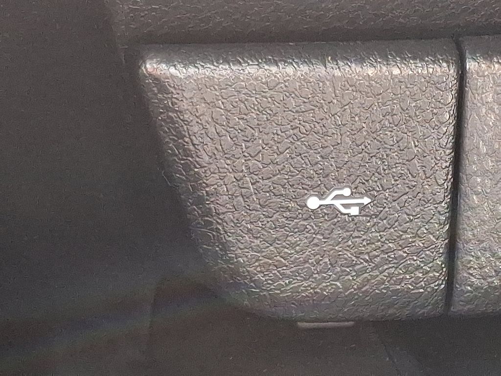 2022 Toyota Camry XLE 24
