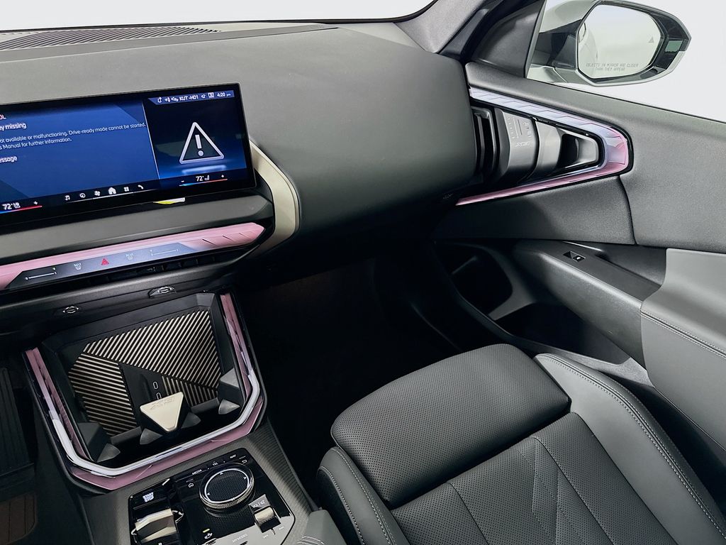 Thumbnail: 2025 BMW X3 - 22