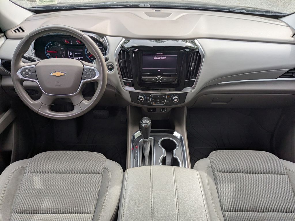 2020 Chevrolet Traverse FWD LT Cloth