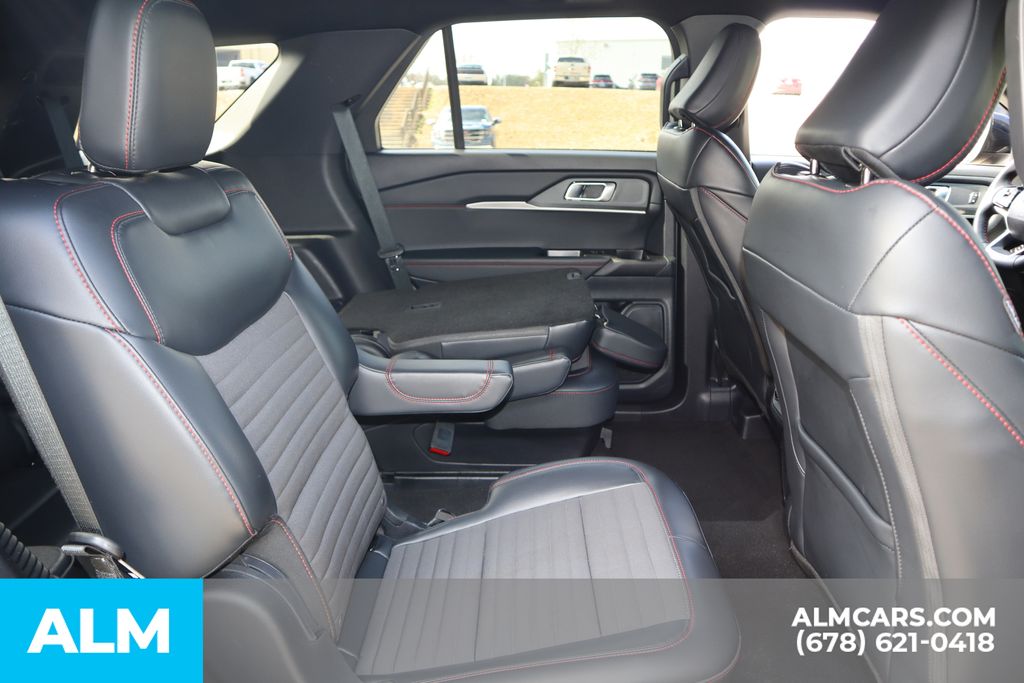 Used 2025 Black Ford ST-Line image 24