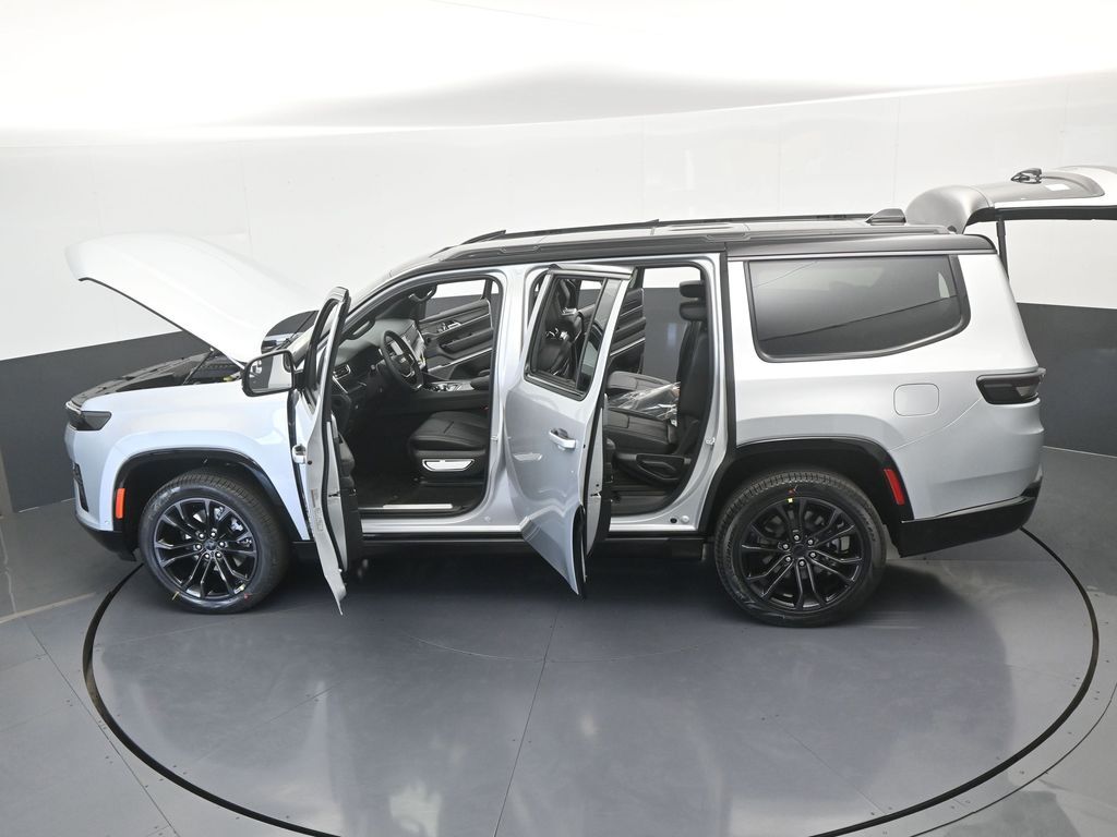 New 2026 Silver Zynith Jeep Summit Obsidian image 70