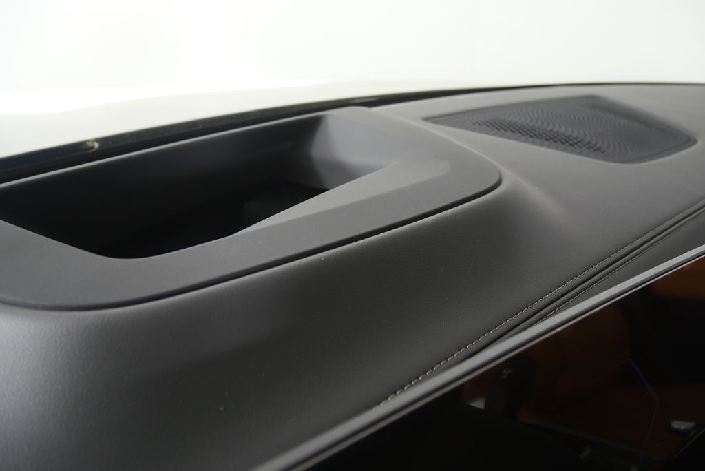 Thumbnail: 2026 BMW X5 - 19