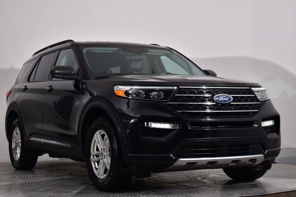 2022 Ford Explorer XLT 7