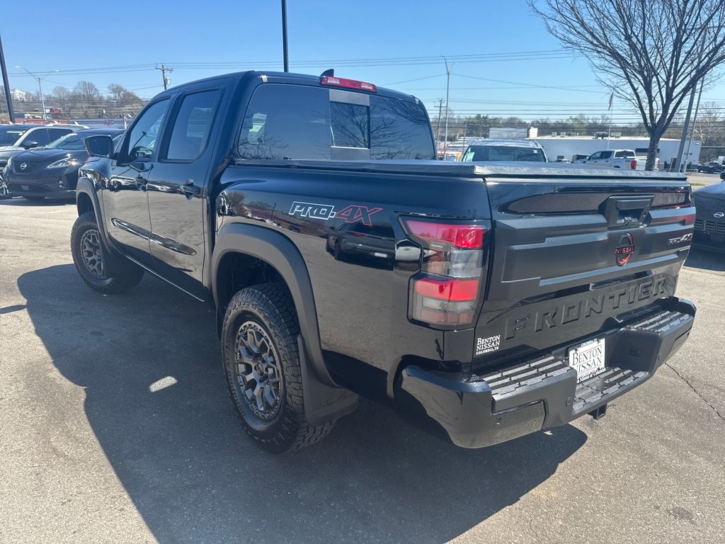 View vehicle photo 4