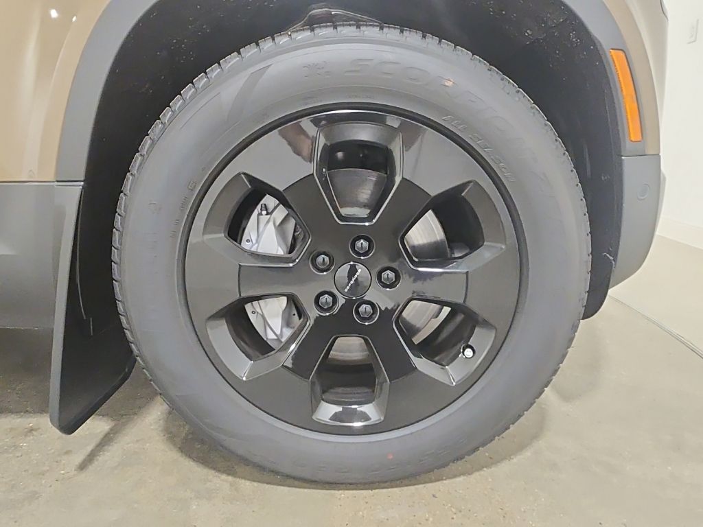 New 2026  Land Rover S image 18