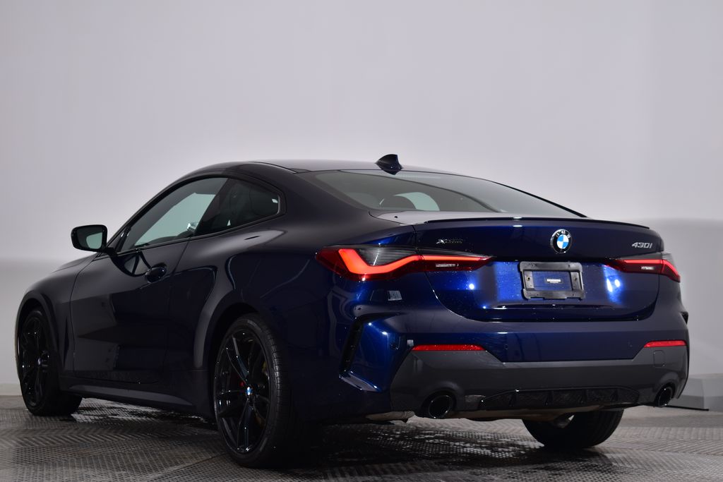 Thumbnail: 2022 BMW 4 Series - 3