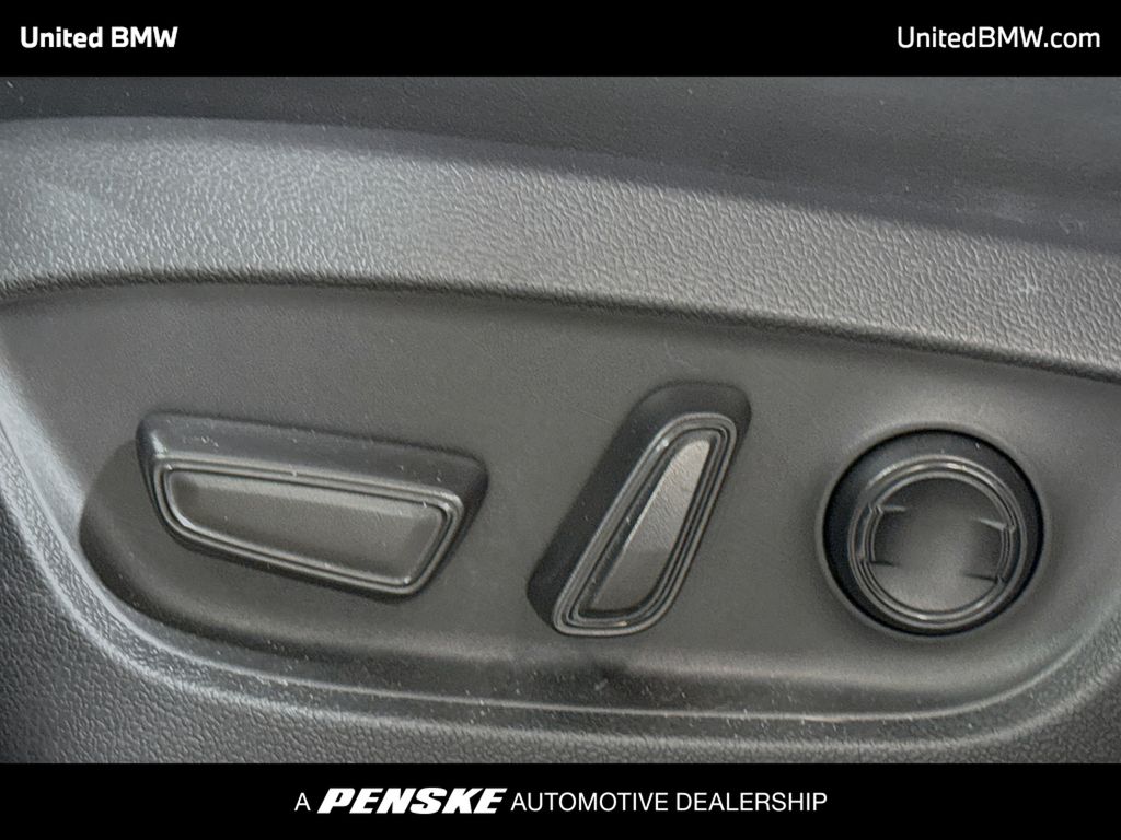 Thumbnail: 2023 Toyota Crown - 4