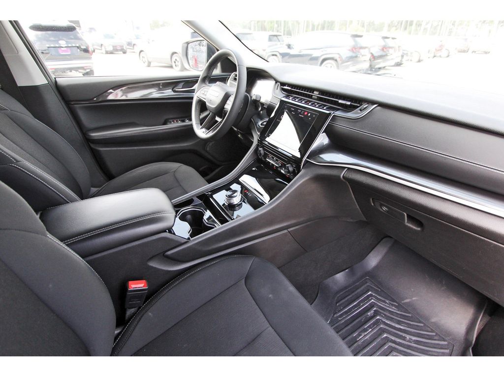 car-gallery-32