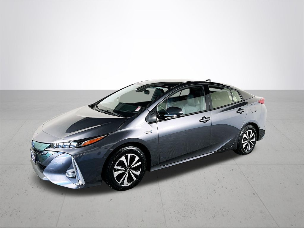 Used 2017 Toyota Prius Prime Advanced with VIN JTDKARFP5H3060087 for sale in Gladstone, OR