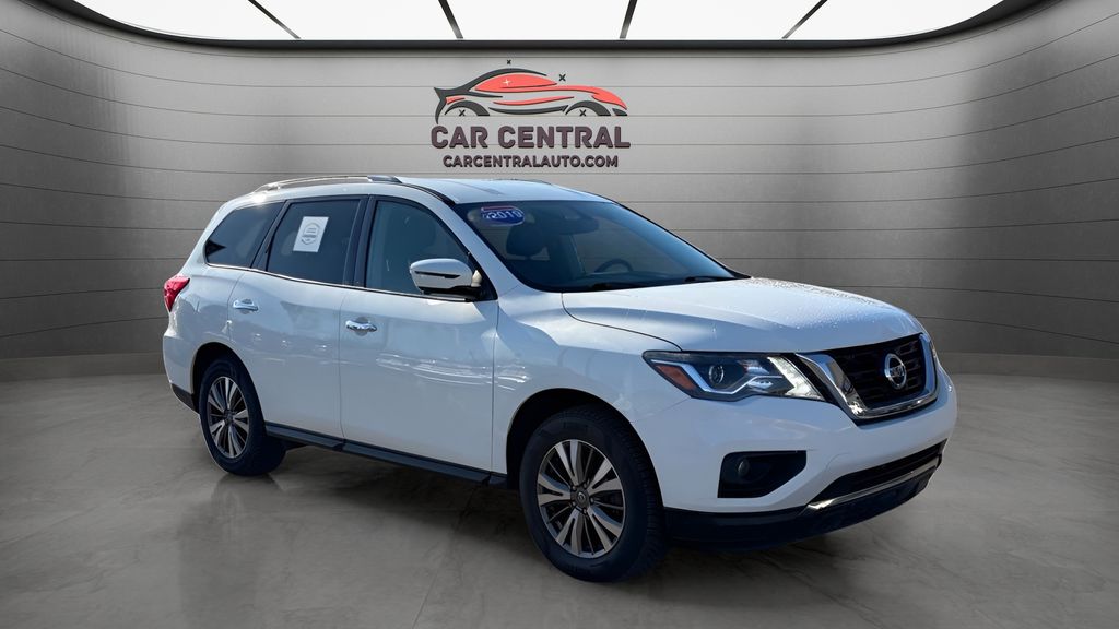 View vehicle photo 7