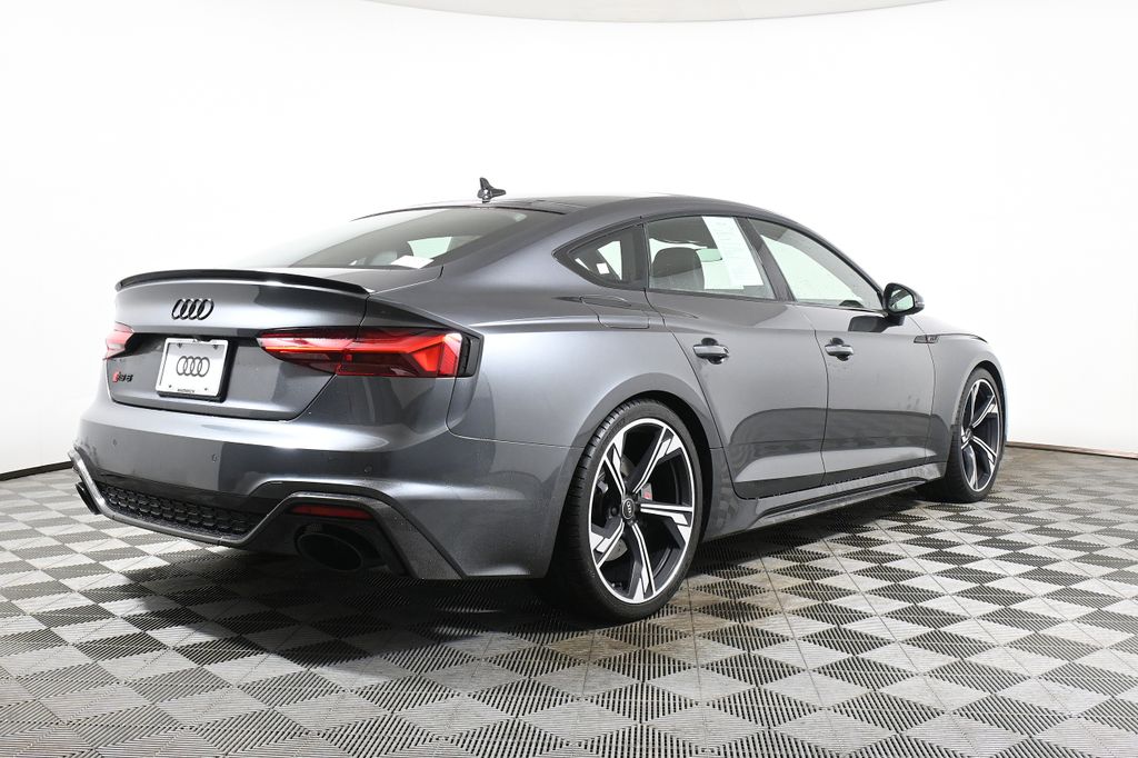Thumbnail: 2022 Audi RS 5 - 7