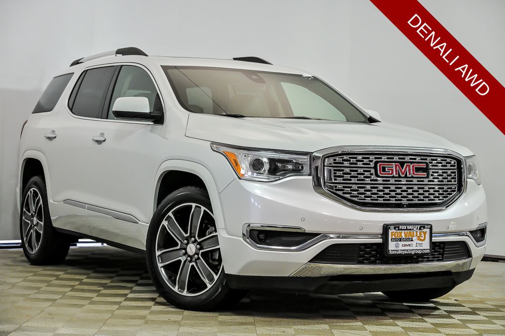 White Frost Tricoat 2018 GMC Acadia SUV / Crossover Four-Wheel Drive 6-Speed Automatic