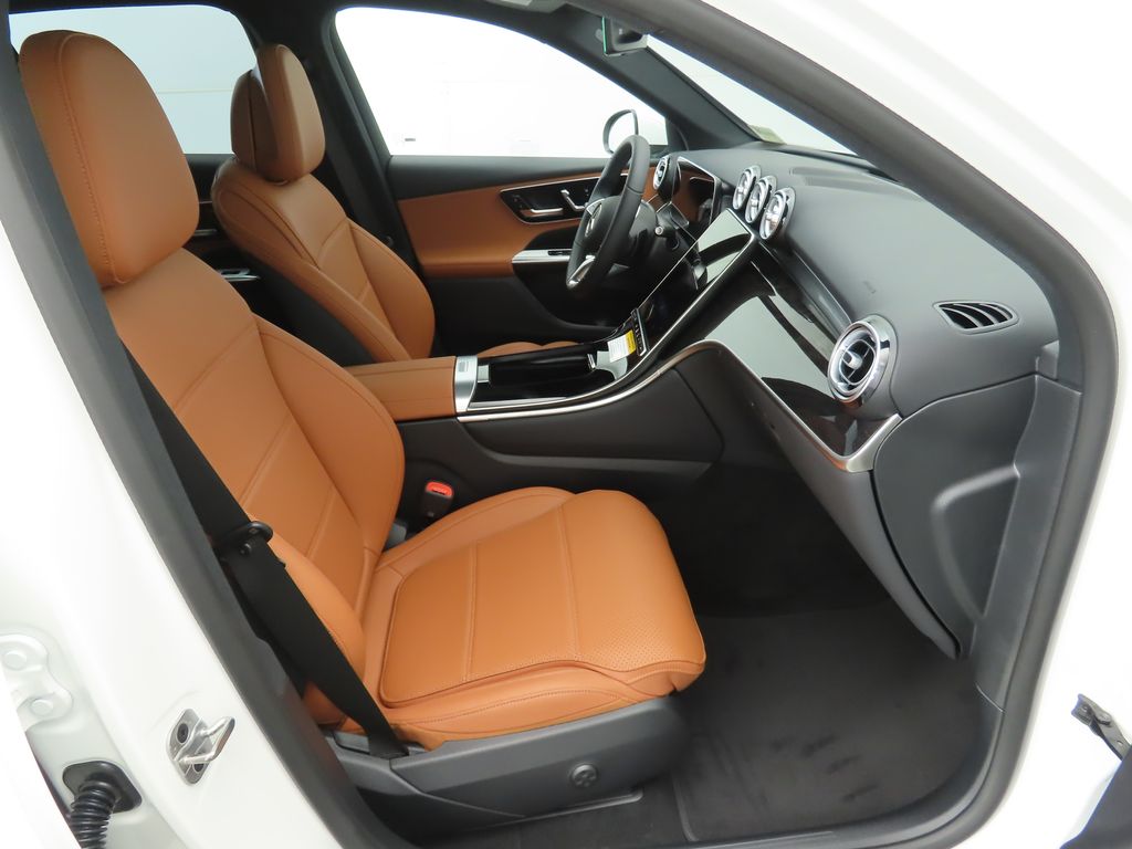 Certified Used 2026 White Mercedes-Benz GLC 300 image 20