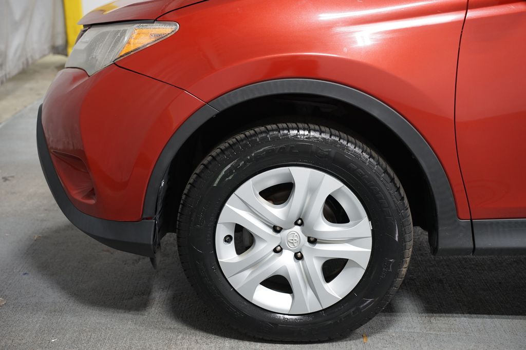 Thumbnail: 2014 Toyota RAV4 - 5