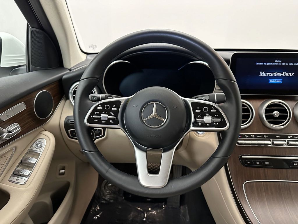 2022 Mercedes-Benz GLC GLC 300 28