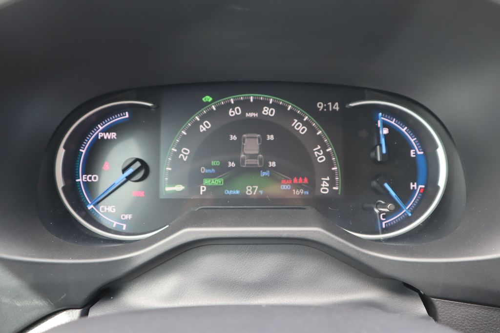 2025 Toyota RAV4 LE 30