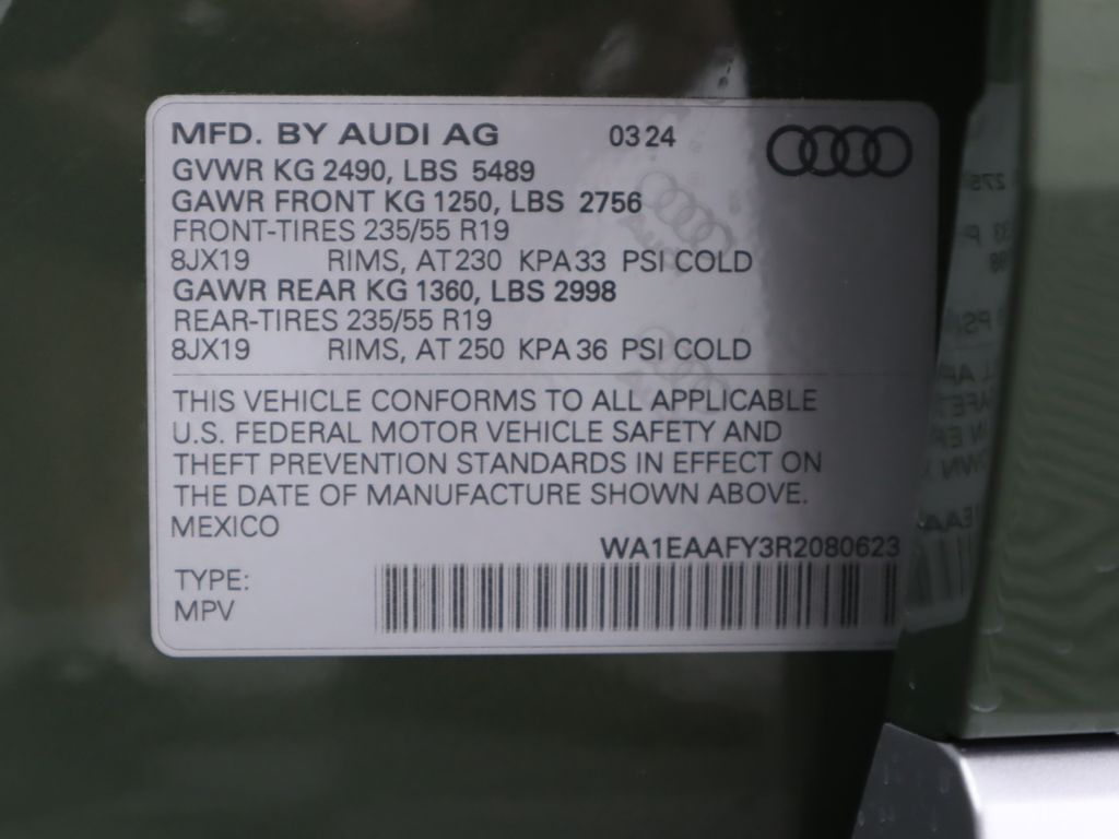 2024 Audi Q5 e Premium Plus 32