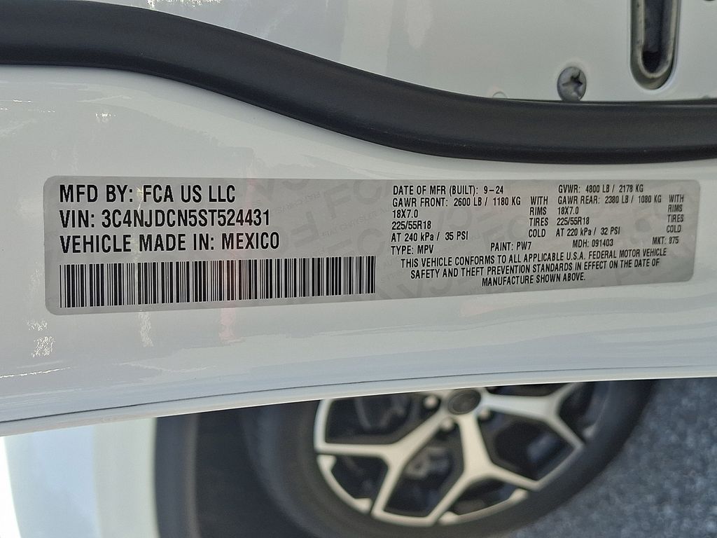 2025 Jeep Compass Limited White at South Hills CDJR