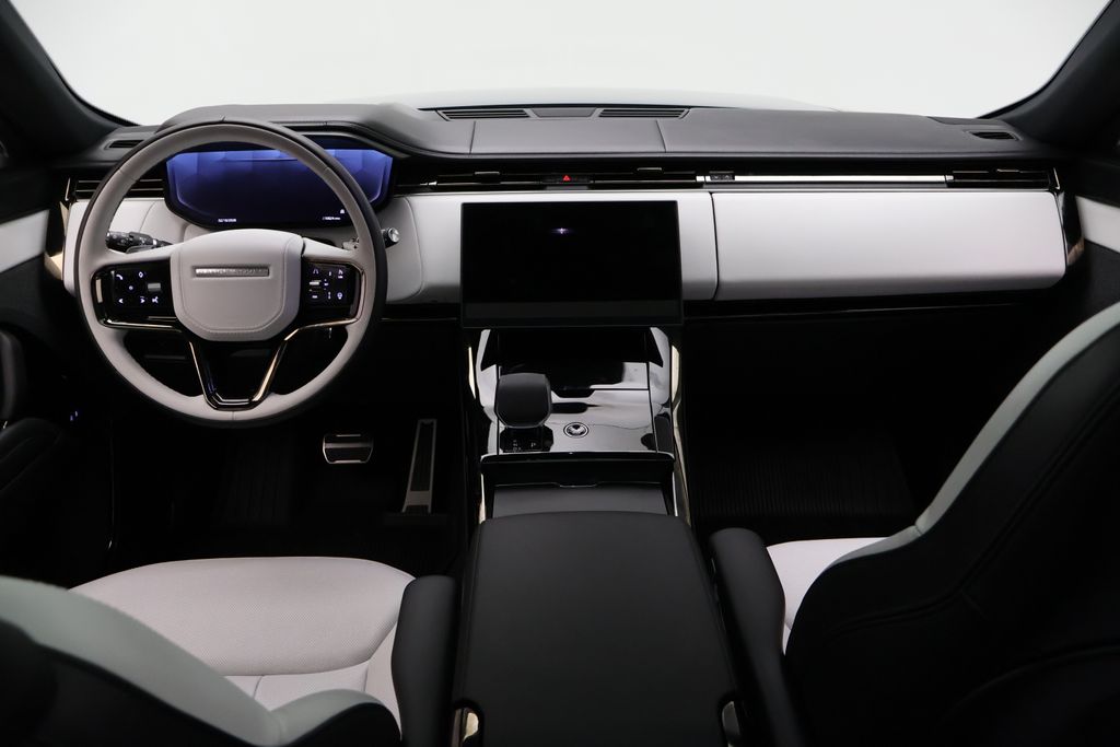 Thumbnail: 2025 Land Rover Range Rover Sport - 24