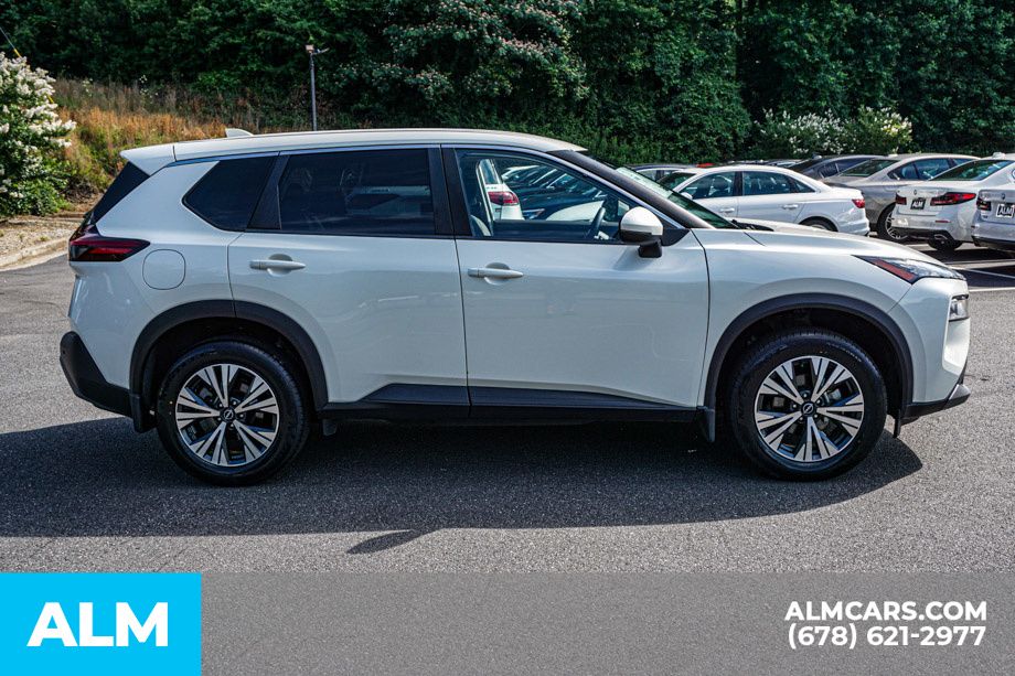 2023 Nissan Rogue SV photo 8