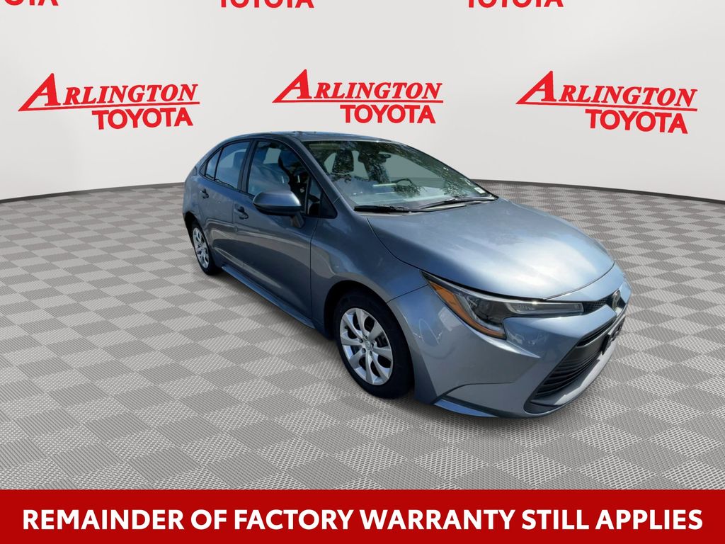 Used 2024 Toyota Corolla LE with VIN 5YFB4MDE2RP158742 for sale in Northfield, Minnesota