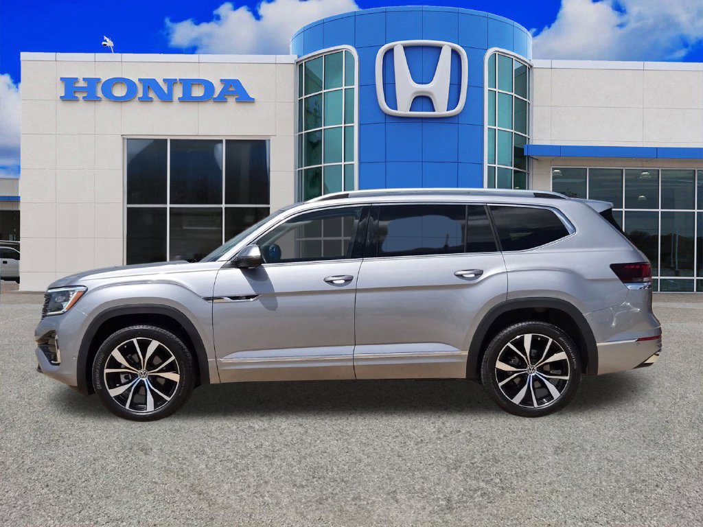 Used 2025 Volkswagen Atlas SUV